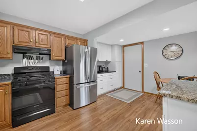 259 Appletree Lane, Holland, MI 49423 - Photo 37