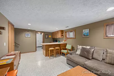 3147 Tuell Street NW, Grand Rapids, MI 49504 - Photo 5