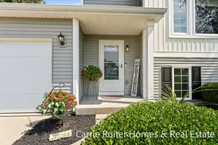1104 Zachary St, Vicksburg, MI 49097 - Photo 3