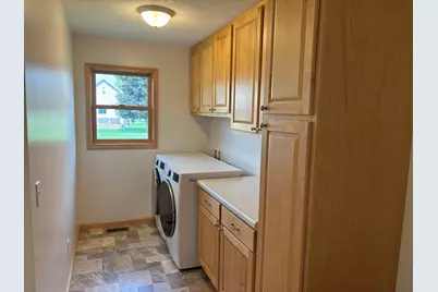 604 Hampshire Drive, Sturgis, MI 49091 - Photo 9