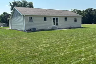 604 Hampshire Dr, Sturgis, MI 49091 - Photo 5