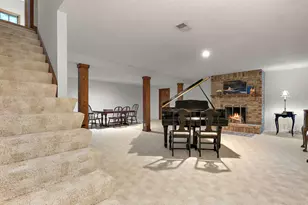 432 N Division Ave, Holland, MI 49424 - Photo 33