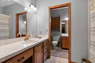 432 N Division Ave, Holland, MI 49424 - Photo 23