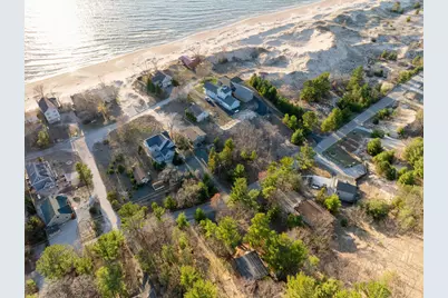 56 S Lighthouse Drive, Mears, MI 49436 - Photo 9
