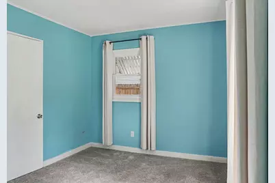 2330 Hillsdale Avenue, Kalamazoo, MI 49006 - Photo 15