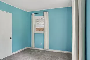 2330 Hillsdale Ave, Kalamazoo, MI 49006 - Photo 15
