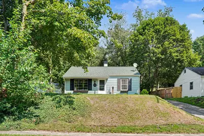 2330 Hillsdale Avenue, Kalamazoo, MI 49006 - Photo 3