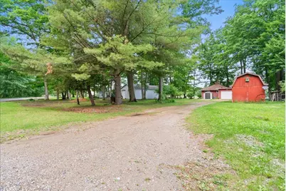 10151 Birch Drive, Riverdale, MI 48877 - Photo 37