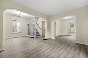 1512 Race St, Kalamazoo, MI 49001 - Photo 9