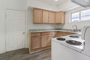 612 N Walnut St, Lansing, MI 48933 - Photo 15