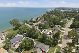 1326 W Water St, New Buffalo, MI 49117 - Photo 37