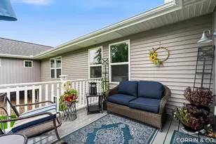 575 Riverbank Cir, Zeeland, MI 49464 - Photo 25