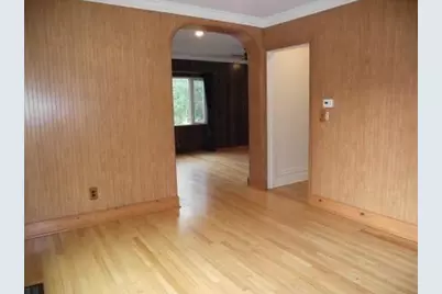 210 N Staffon Street, Ludington, MI 49431 - Photo 9