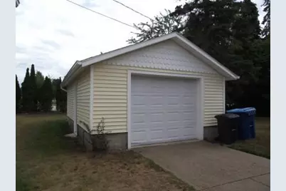 210 N Staffon Street, Ludington, MI 49431 - Photo 45