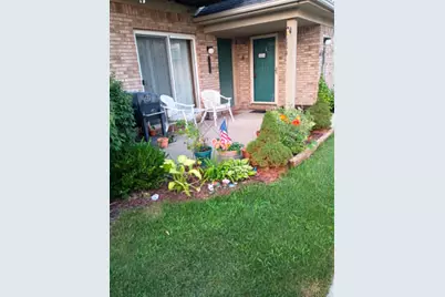 24134 Wedgewood Circle #39, Warren, MI 48091 - Photo 1