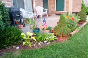 24134 Wedgewood Cir, Warren, MI 48091 - Photo 1
