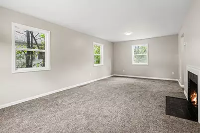 977 Ogden Avenue, Benton Harbor, MI 49022 - Photo 3
