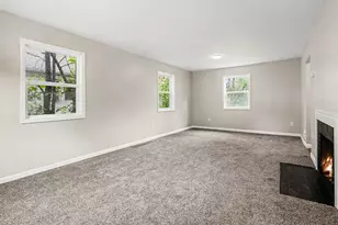 977 Ogden Ave, Benton Harbor, MI 49022 - Photo 3