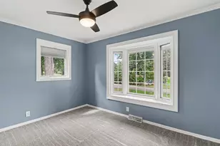 7436 Oak Bay Dr, White Lake, MI 48383 - Photo 21
