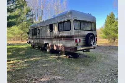 787 S Michigan Avenue, Wellston, MI 49689 - Photo 11