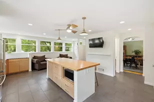 1205 Pinehurst Blvd, Kalamazoo, MI 49006 - Photo 7