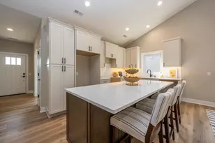 3664 Katherine Ln, Saint Joseph, MI 49085 - Photo 9