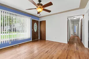 9 Edison Ave, Ypsilanti, MI 48197 - Photo 3