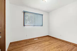 9 Edison Ave, Ypsilanti, MI 48197 - Photo 17