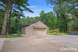 9020 Bailey Dr NE, Ada, MI 49301 - Photo 49