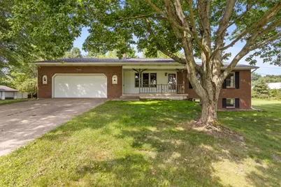 8125 Hanna Lake Avenue SE, Caledonia, MI 49316 - Photo 1