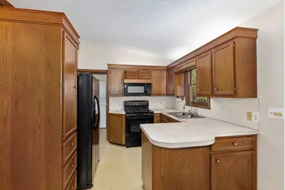 8125 Hanna Lake Avenue SE, Caledonia, MI 49316 - Photo 9