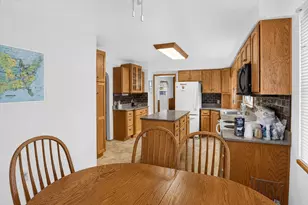 320 W Elizabeth St, Stockbridge, MI 49285 - Photo 21