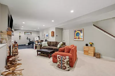 2077 W Glen Court, Norton Shores, MI 49441 - Photo 33