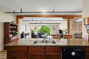600 7th St NW, Grand Rapids, MI 49504 - Photo 11