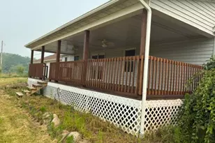 435 26th St, Allegan, MI 49010 - Photo 3