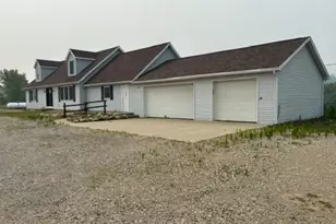 435 26th St, Allegan, MI 49010 - Photo 1