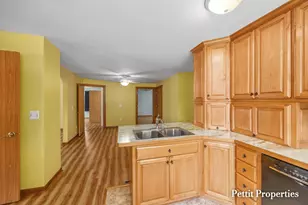 302 John St, Clare, MI 48617 - Photo 11