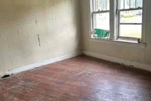 4326 Circle Dr, Flint, MI 48507 - Photo 3