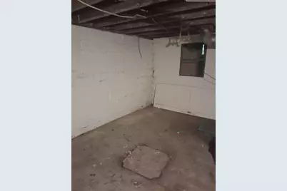 4326 Circle Drive, Flint, MI 48507 - Photo 15