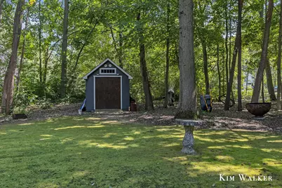 5813 Hunters Ridge, Fennville, MI 49408 - Photo 29