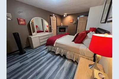 225 N Shore Drive #004, South Haven, MI 49090 - Photo 5