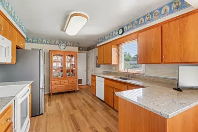 8911 Dolphin Street, Portage, MI 49024 - Photo 7