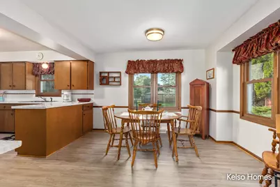 1704 Millbank Street SE, Grand Rapids, MI 49508 - Photo 7