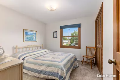 1704 Millbank Street SE, Grand Rapids, MI 49508 - Photo 11