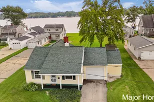 734 Lakeview Dr, Lake Odessa, MI 48849 - Photo 1