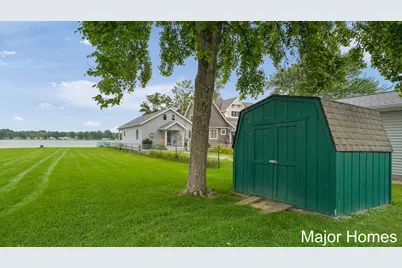 734 Lakeview Drive, Lake Odessa, MI 48849 - Photo 39