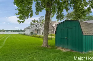 734 Lakeview Dr, Lake Odessa, MI 48849 - Photo 39