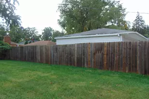 1616 Genesee Dr, Royal Oak, MI 48073 - Photo 19