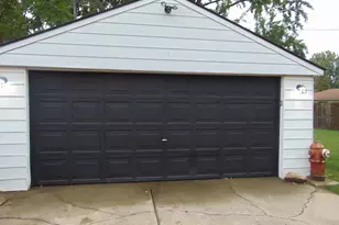 1616 Genesee Dr, Royal Oak, MI 48073 - Photo 13