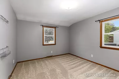 1151 Brownell Street SE, Grand Rapids, MI 49508 - Photo 15